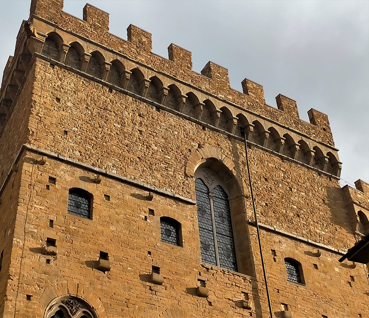 Palazzo del Bargello: il nuovo che risalta nel restauro